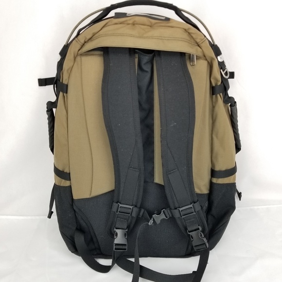 The North Face Galileo S370 Backpack 